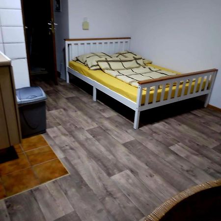 Ferien- Oder Monteurwohnung Stadtnah! Bad Oeynhausen Exterior foto